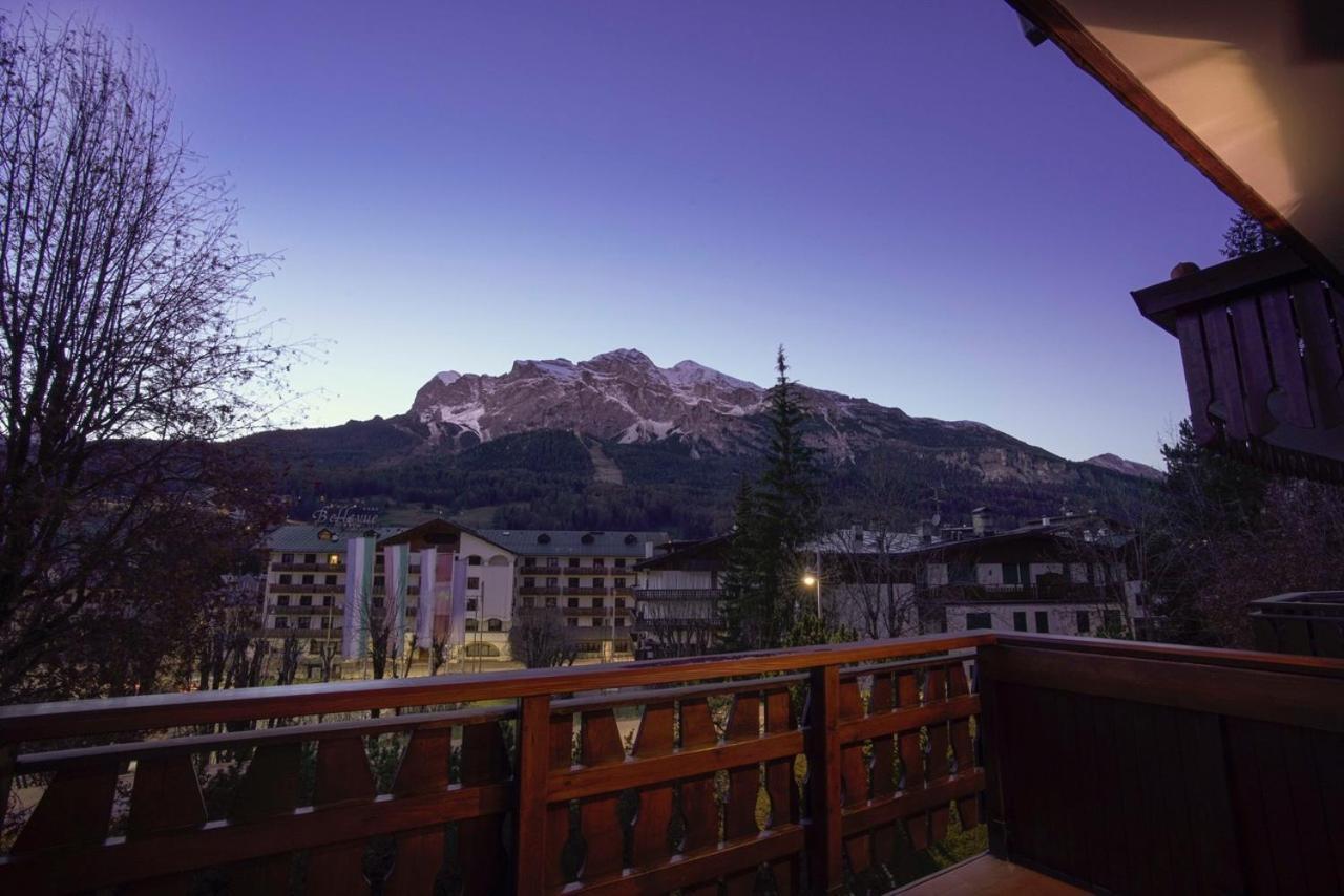 Luxury Panoramic 3Br Apt 2Min To Centre 5Min To Lifts Cortina dʼAmpezzo Eksteriør billede